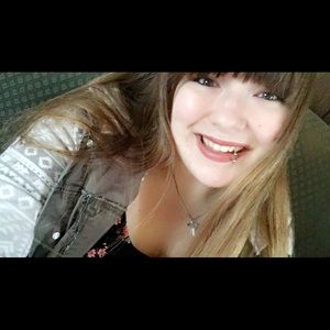 Meet your Posher, Dani